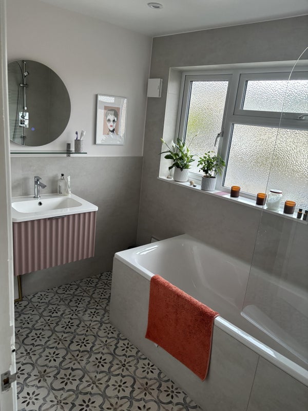 Room Howard Close in Greater London