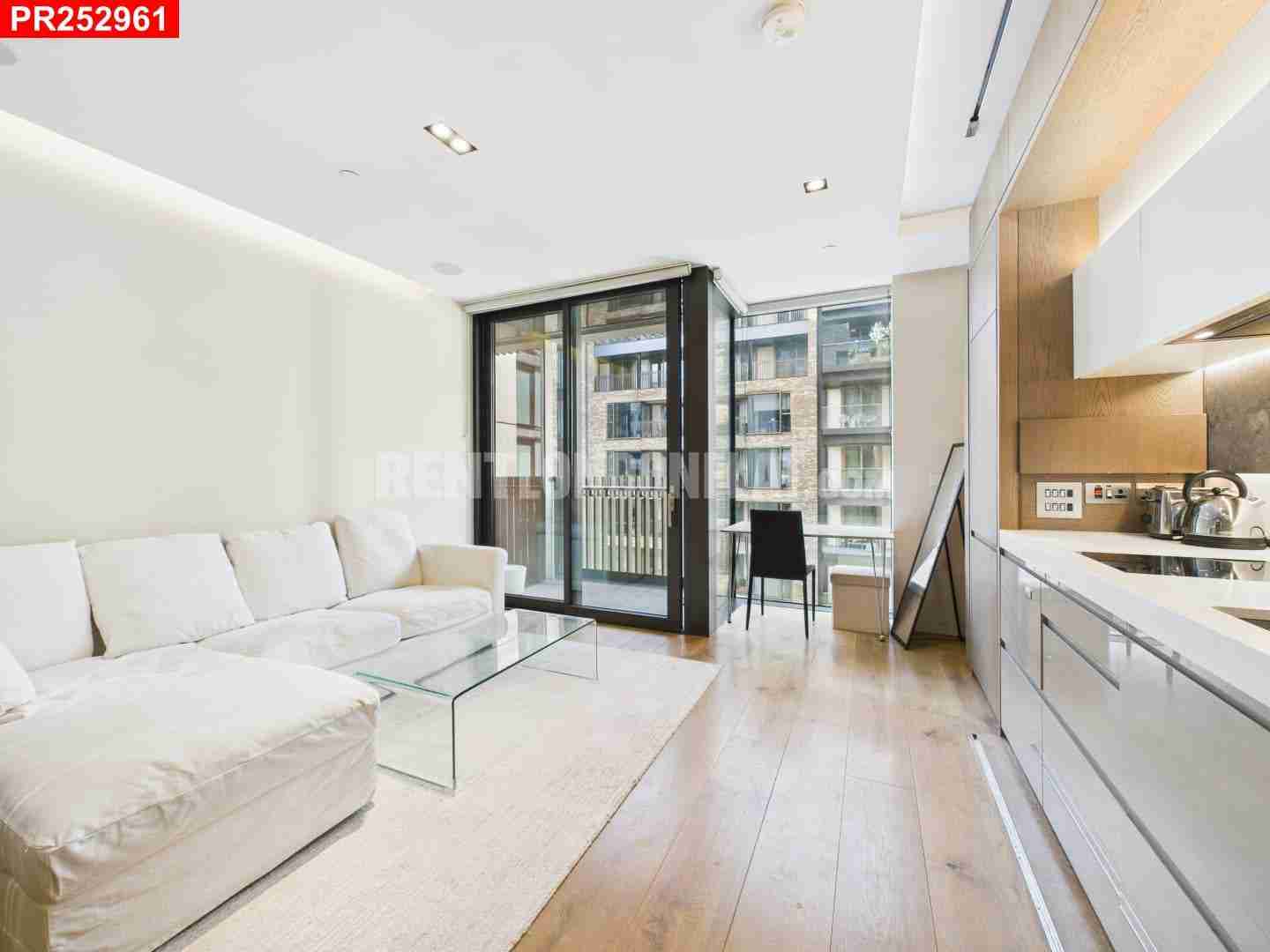 Flat Pearson Square in City of Westminster