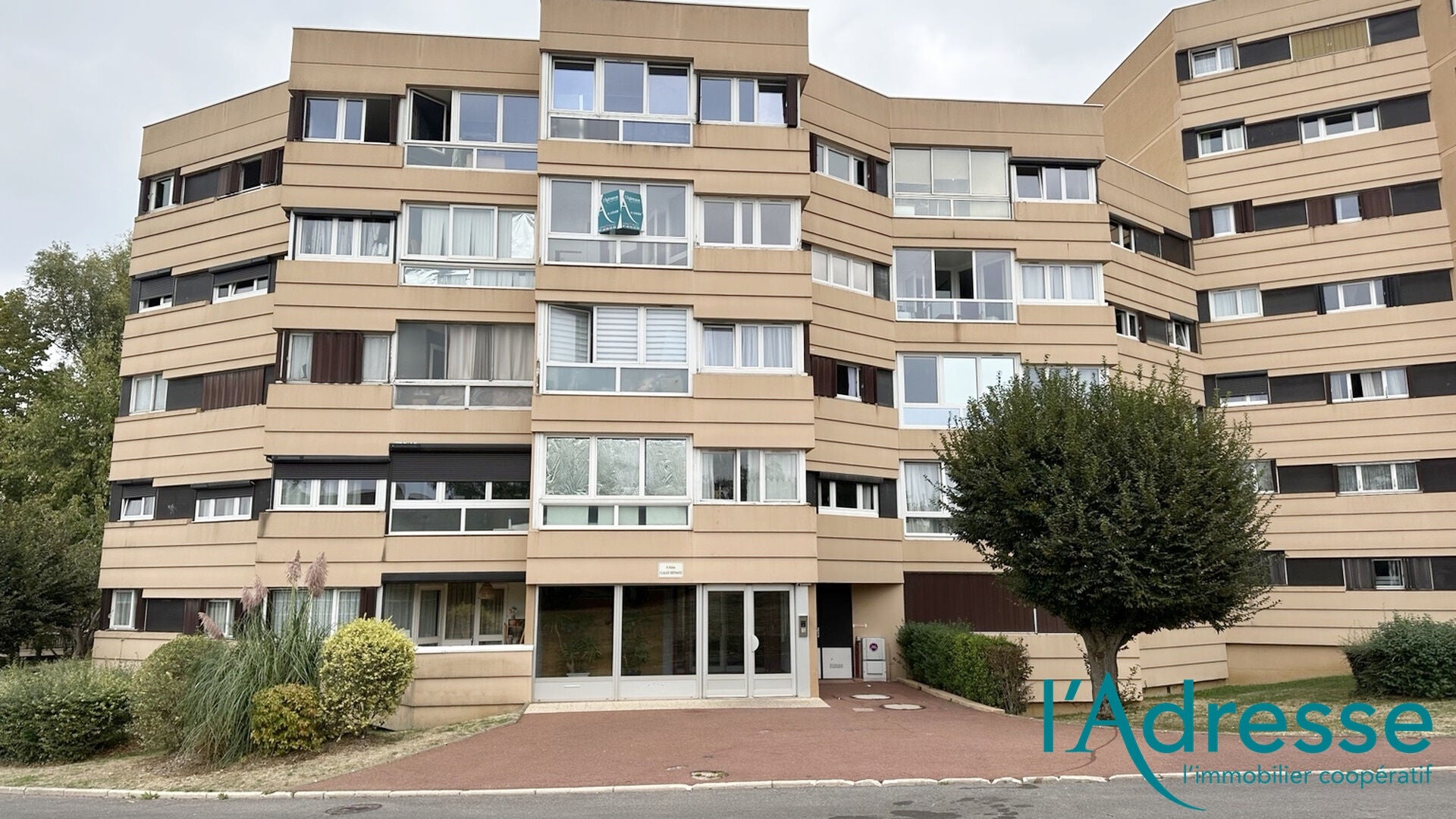 Flat Allée Xavier Bichat in Champs-sur-Marne
