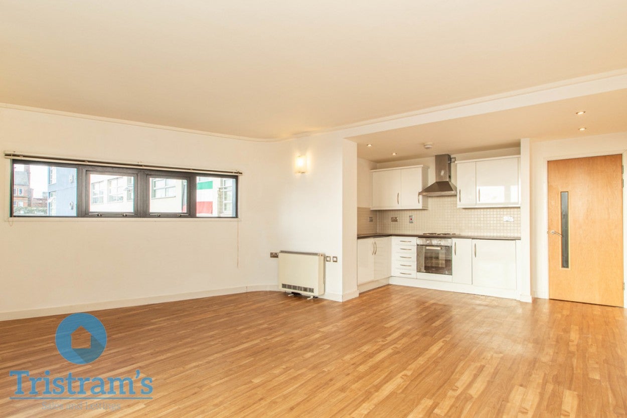 Flat Bolero Square in Nottingham