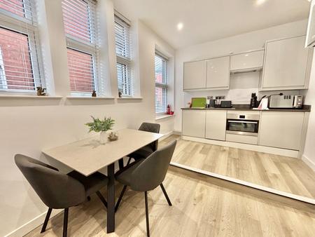 Flat Silver Street in Bury