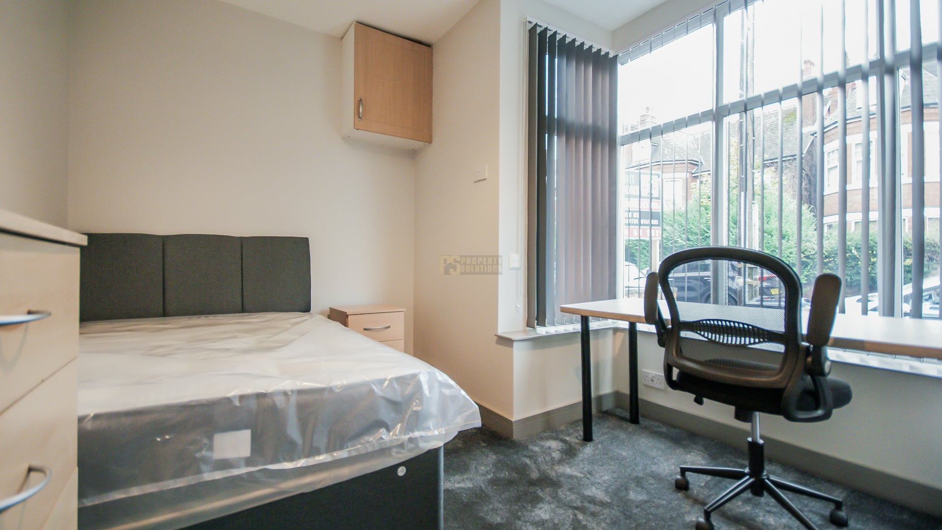 Room Bournbrook Road in Birmingham