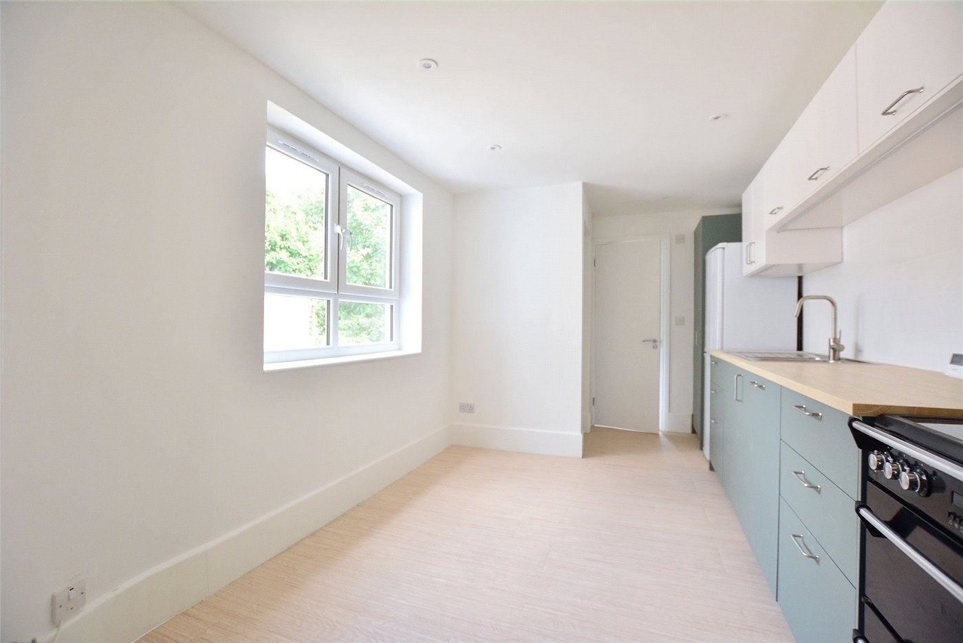 Flat Aldeburgh Street in Greater London