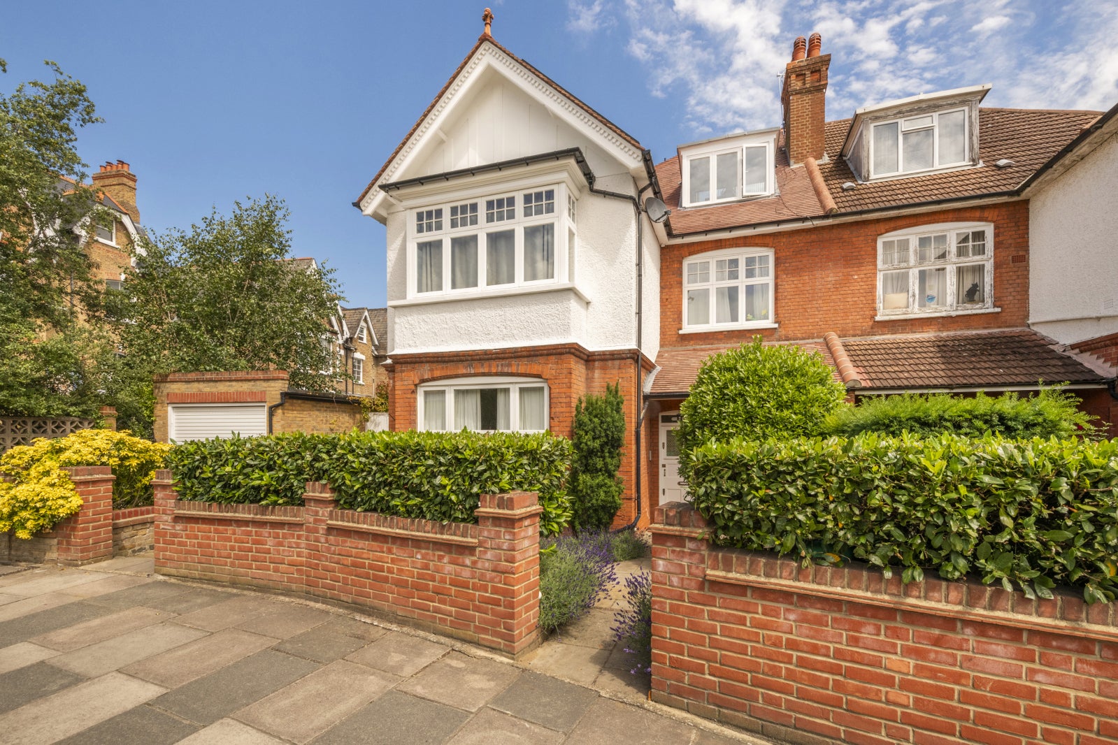 Flat Marchmont Road in Greater London