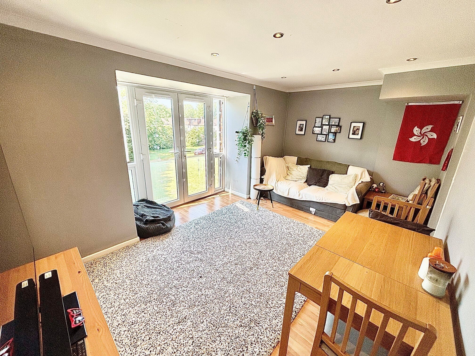 Flat Royston Parade in Greater London