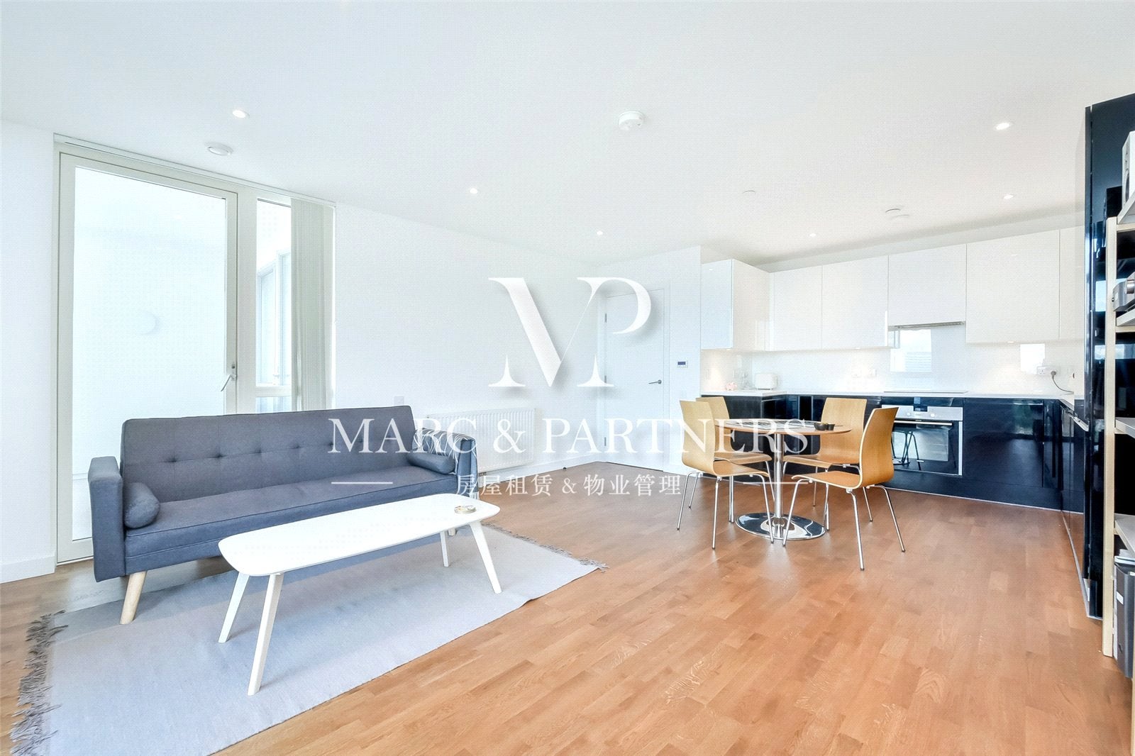 Flat Terry Spinks Place in London