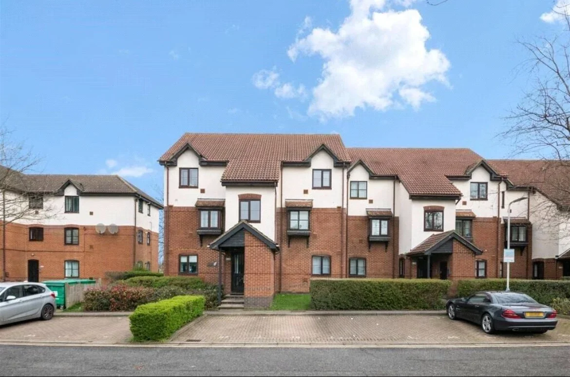 Flat David Close in Greater London