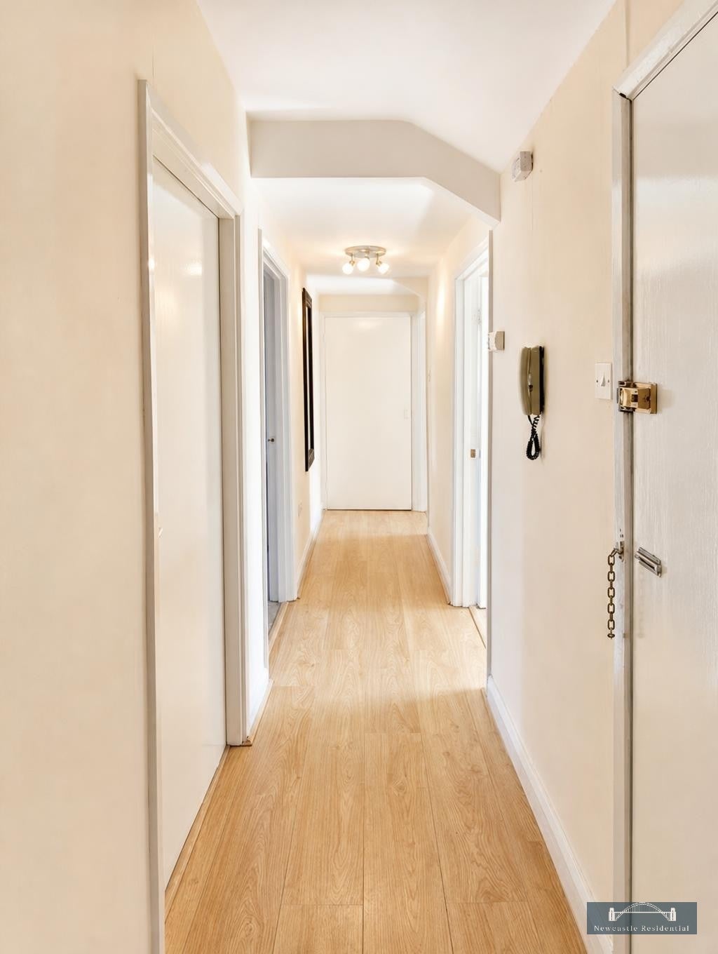 Flat Grosvenor Road in Newcastle upon Tyne
