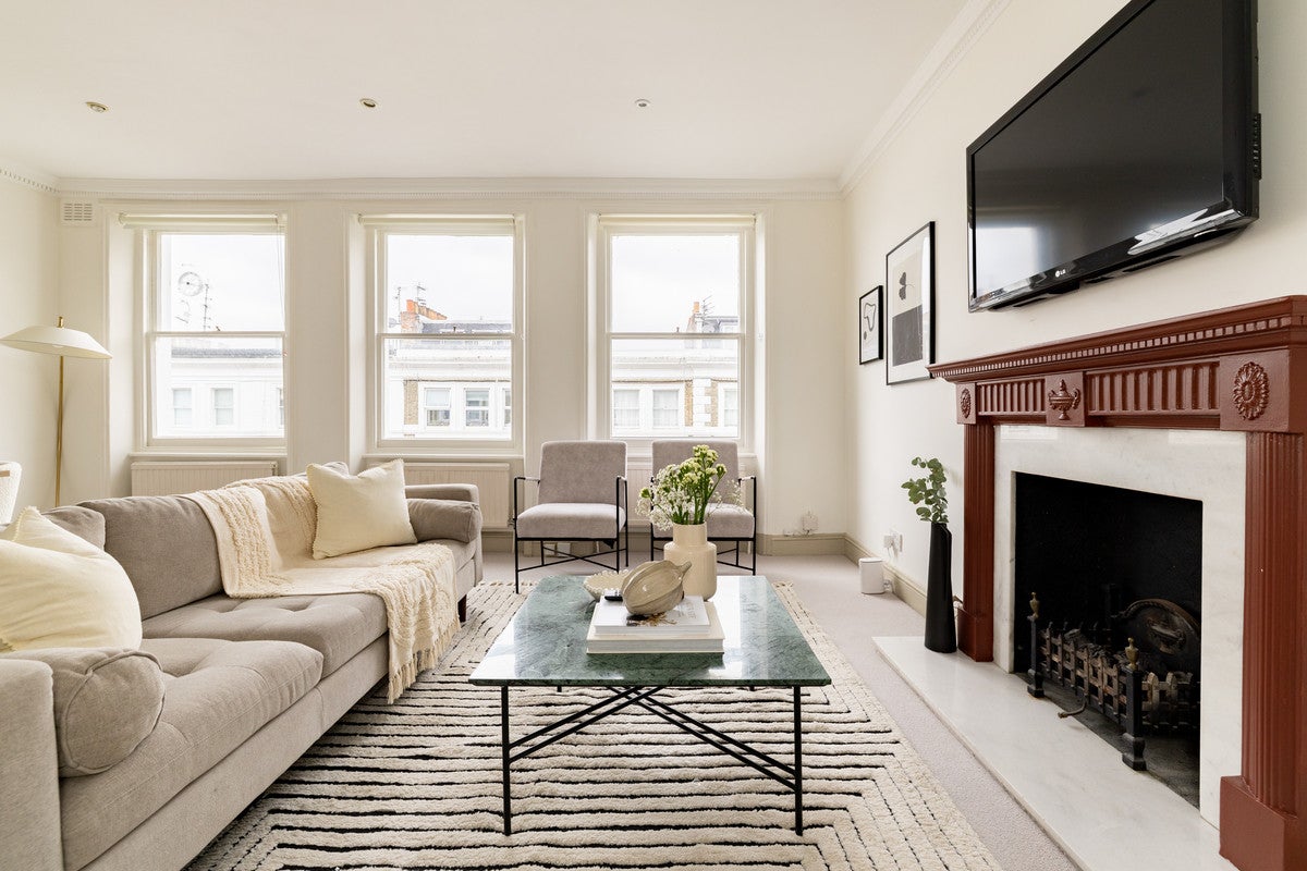 Flat Fairholme Road in Greater London