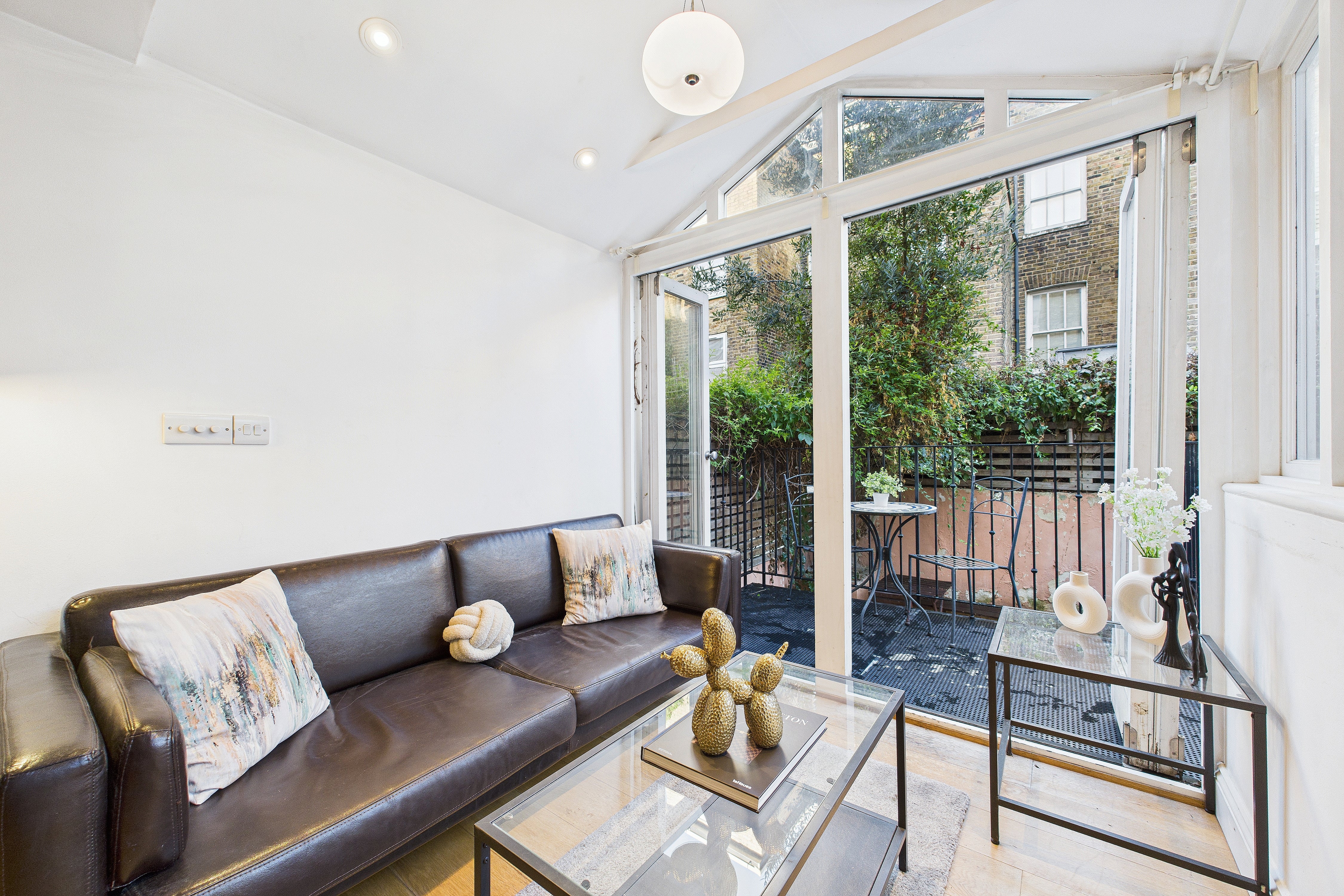 Flat Edith Grove in Greater London