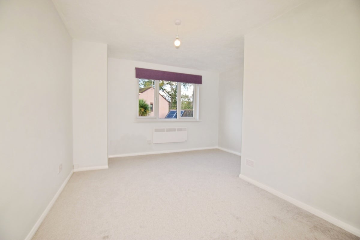 Flat Victoria Drive in Sevenoaks