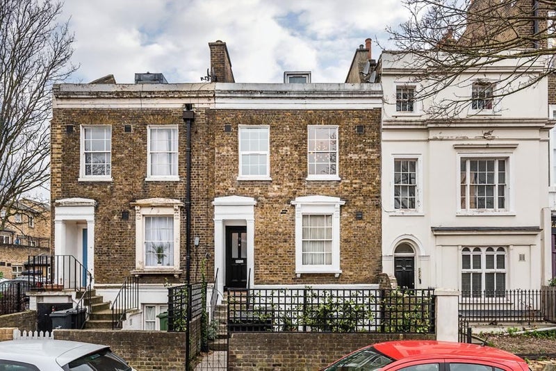 Flat Clapham Manor Street in Greater London