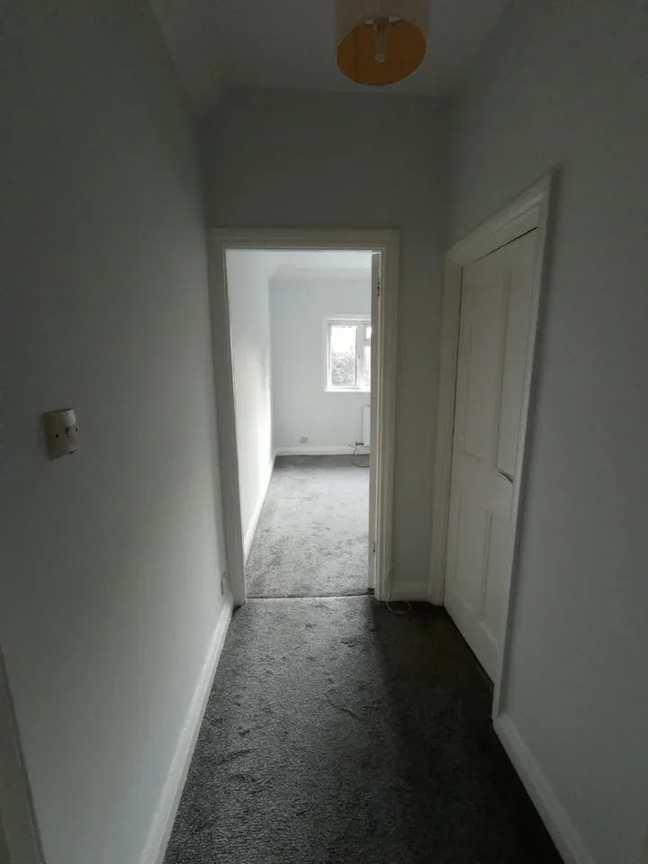 Flat Teignmouth Road in Greater London