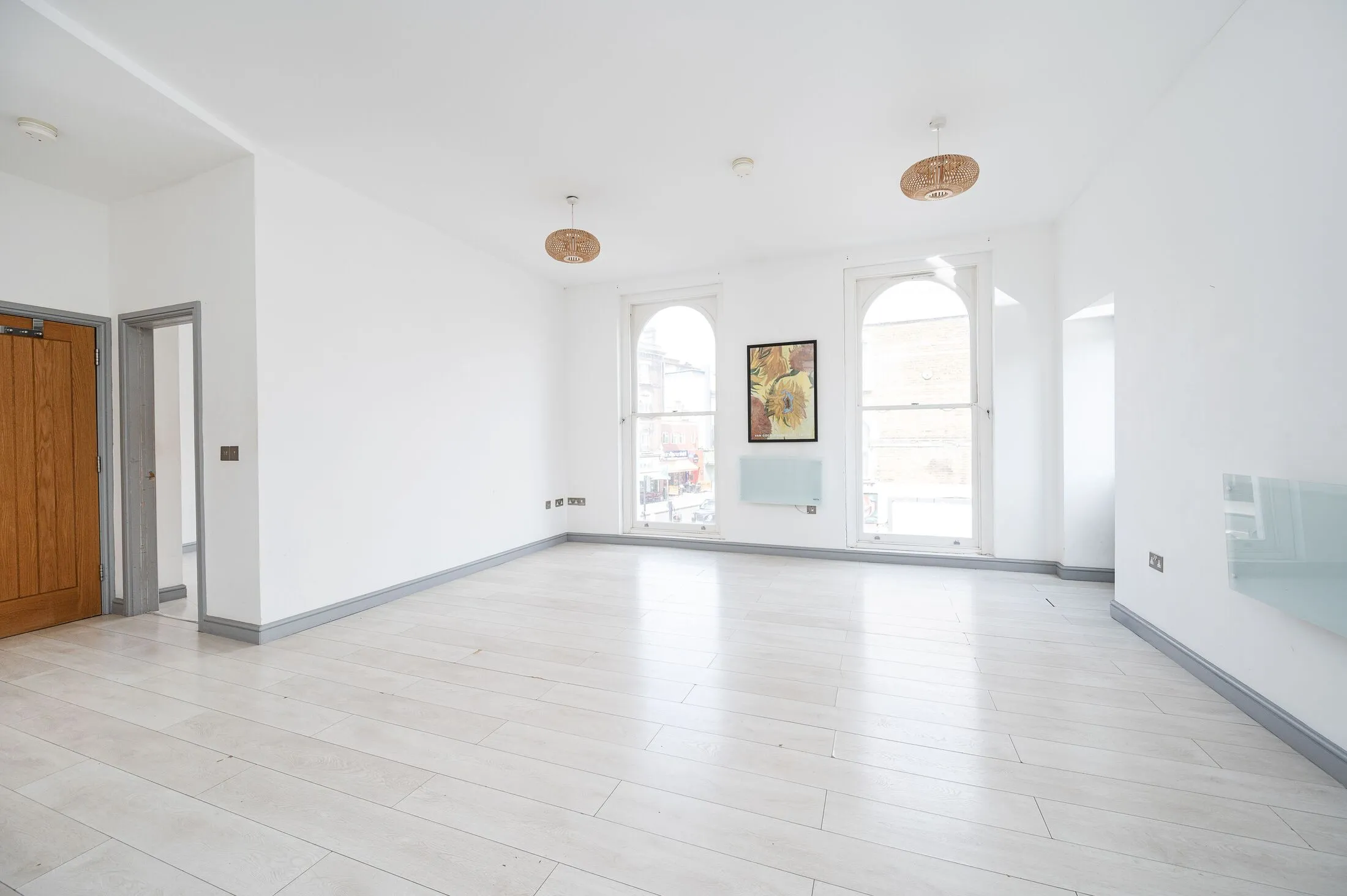 Flat Kingsland High Street in Greater London