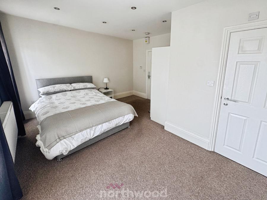 Room North Eastern Road in Doncaster