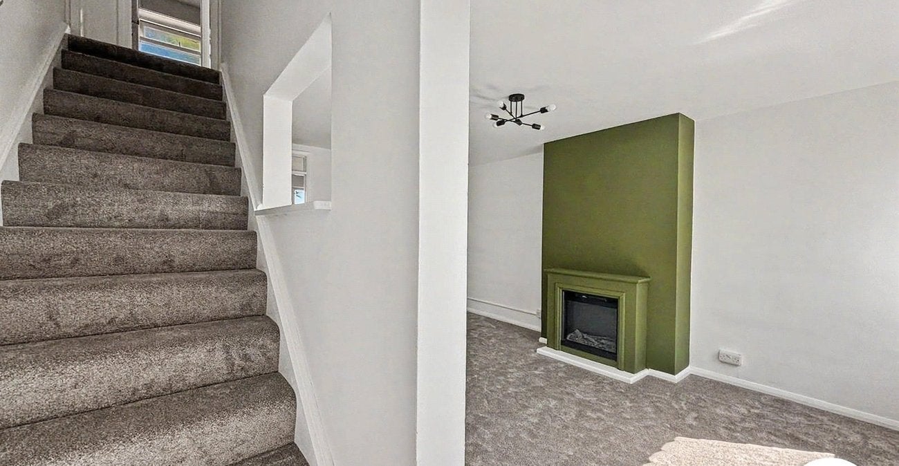 Flat Greenacre Close in Swanley
