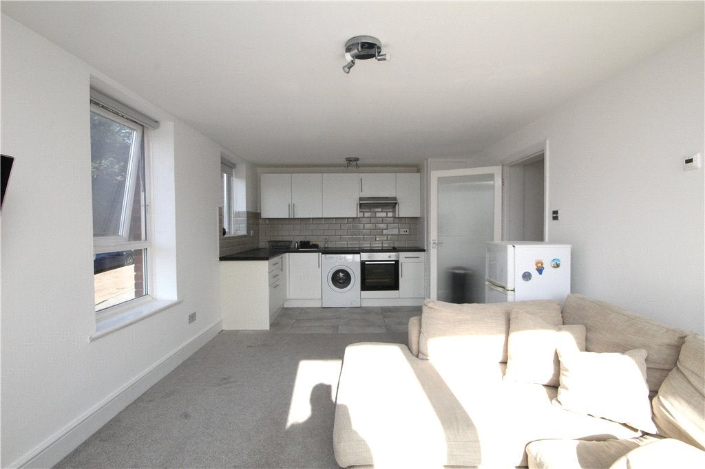 Flat Selhurst Road in London