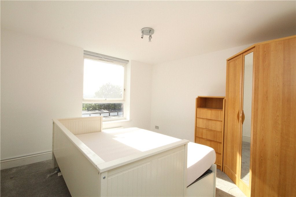 Flat Selhurst Road in London