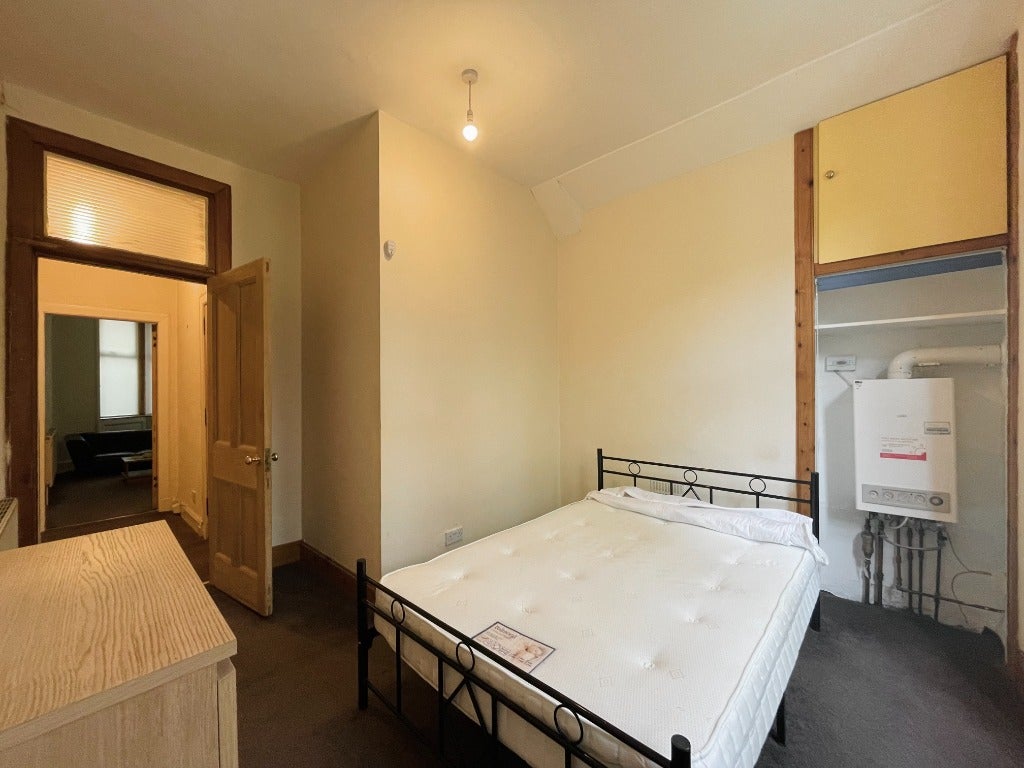 Flat Eastfield Avenue in City of Edinburgh