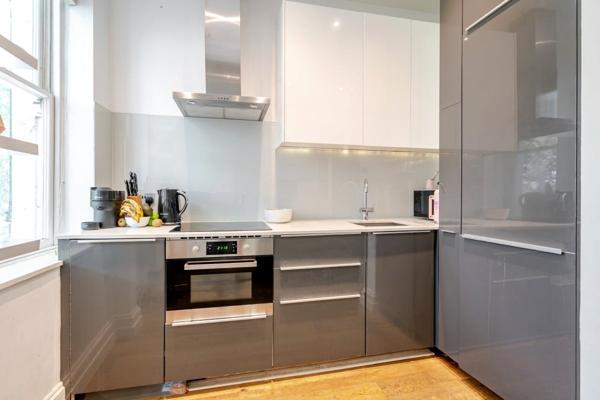 Flat Nevern Place in Greater London