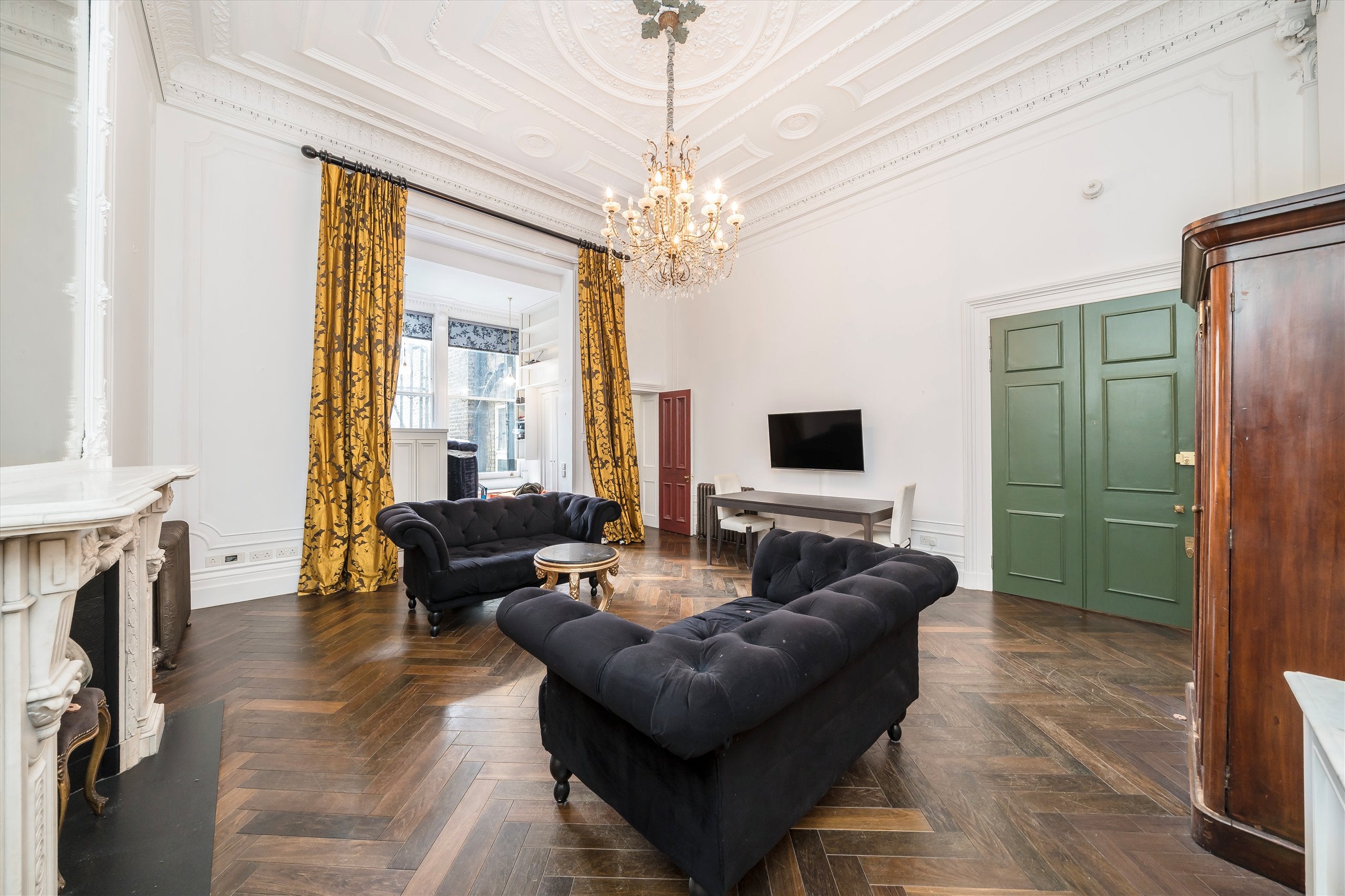 Flat Queen's Gate in Greater London