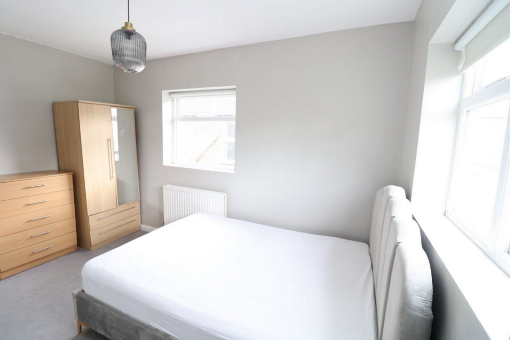 Room Globe Road in Greater London
