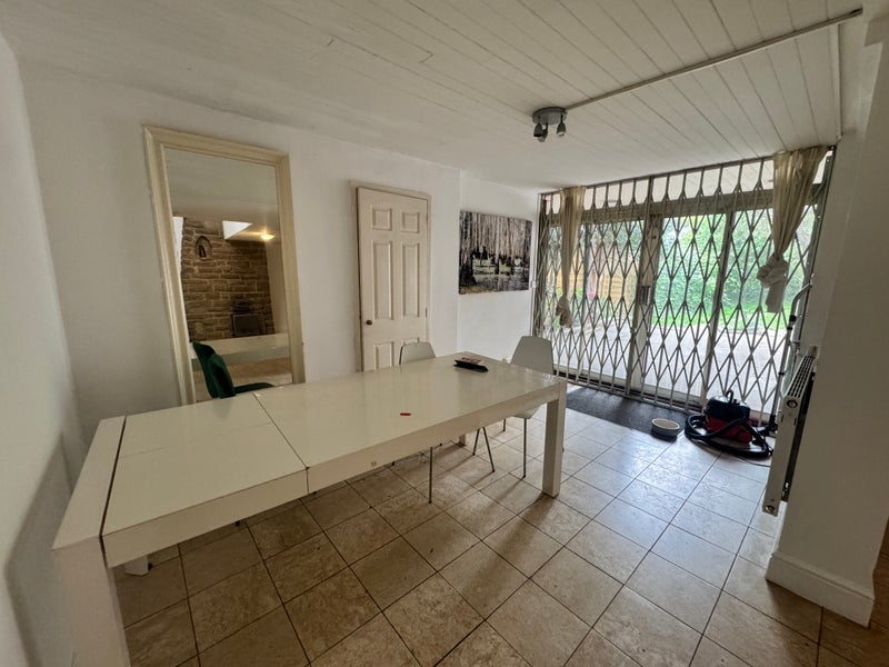 House Castelnau in Greater London