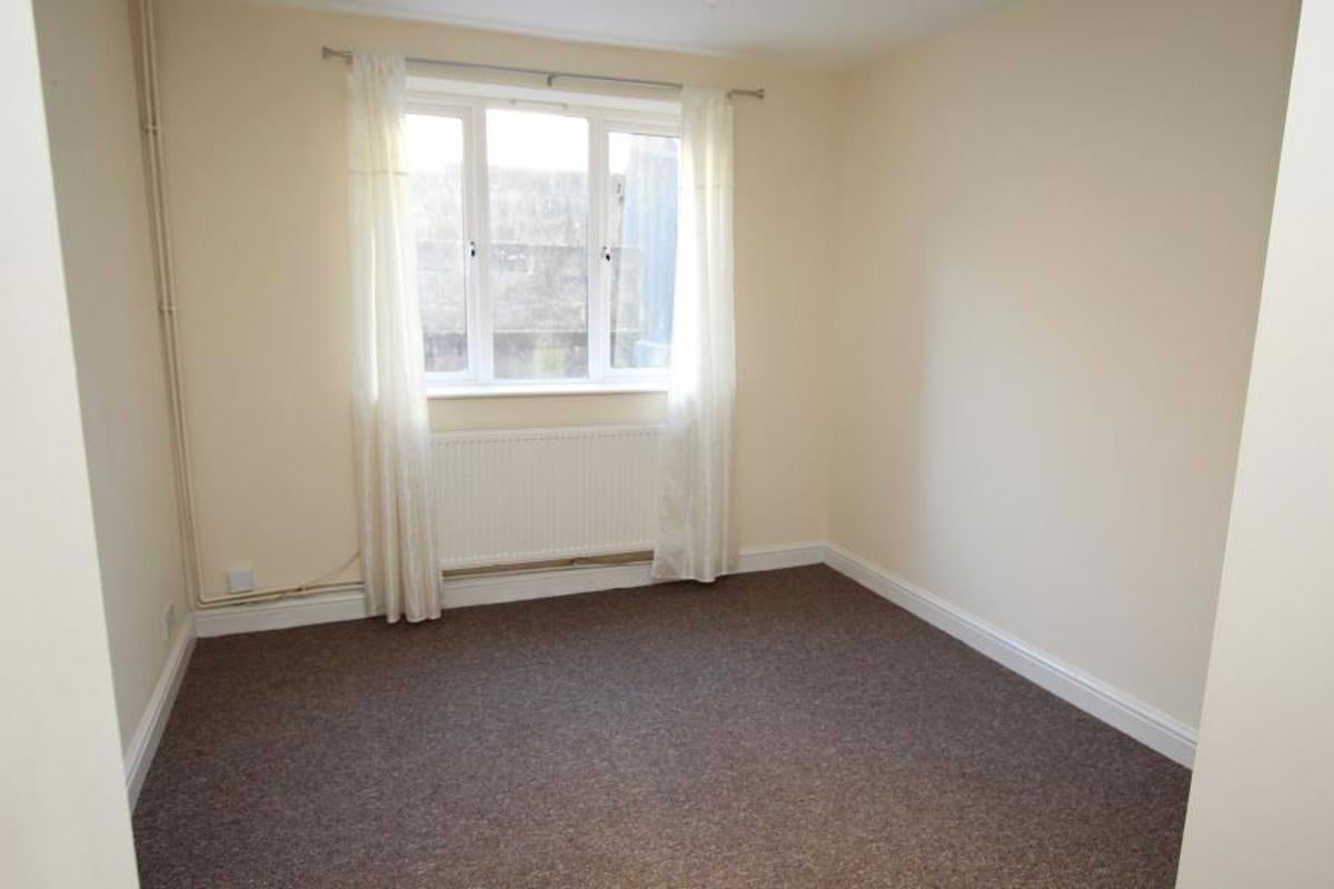 Flat Averay Road in Bristol