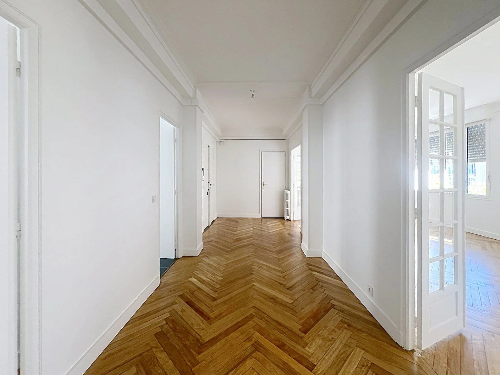 Appartement Avenue Hoche à Paris