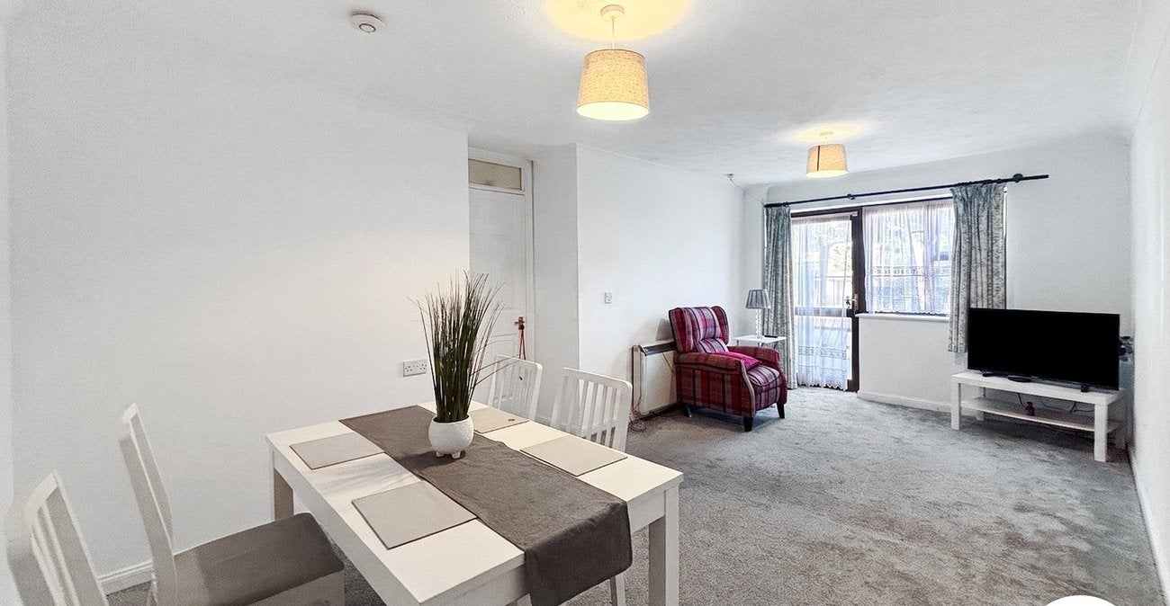 Flat Court Lodge in Greater London