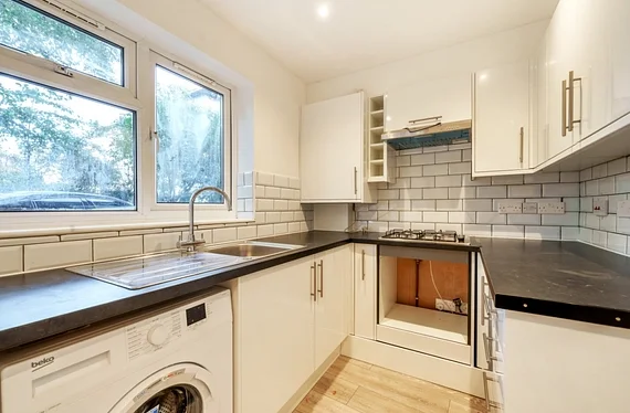 Flat Stanstead Road in London