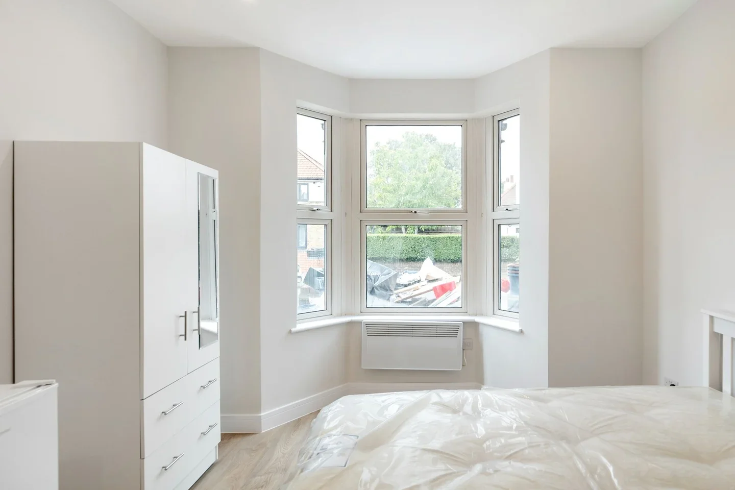 Flat Cambridge Road in Greater London