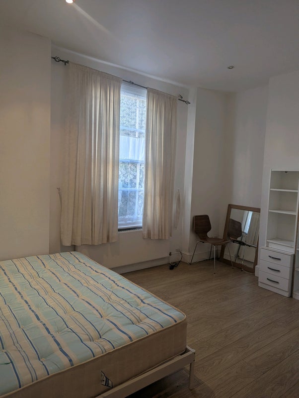 House Harmood Street in Greater London