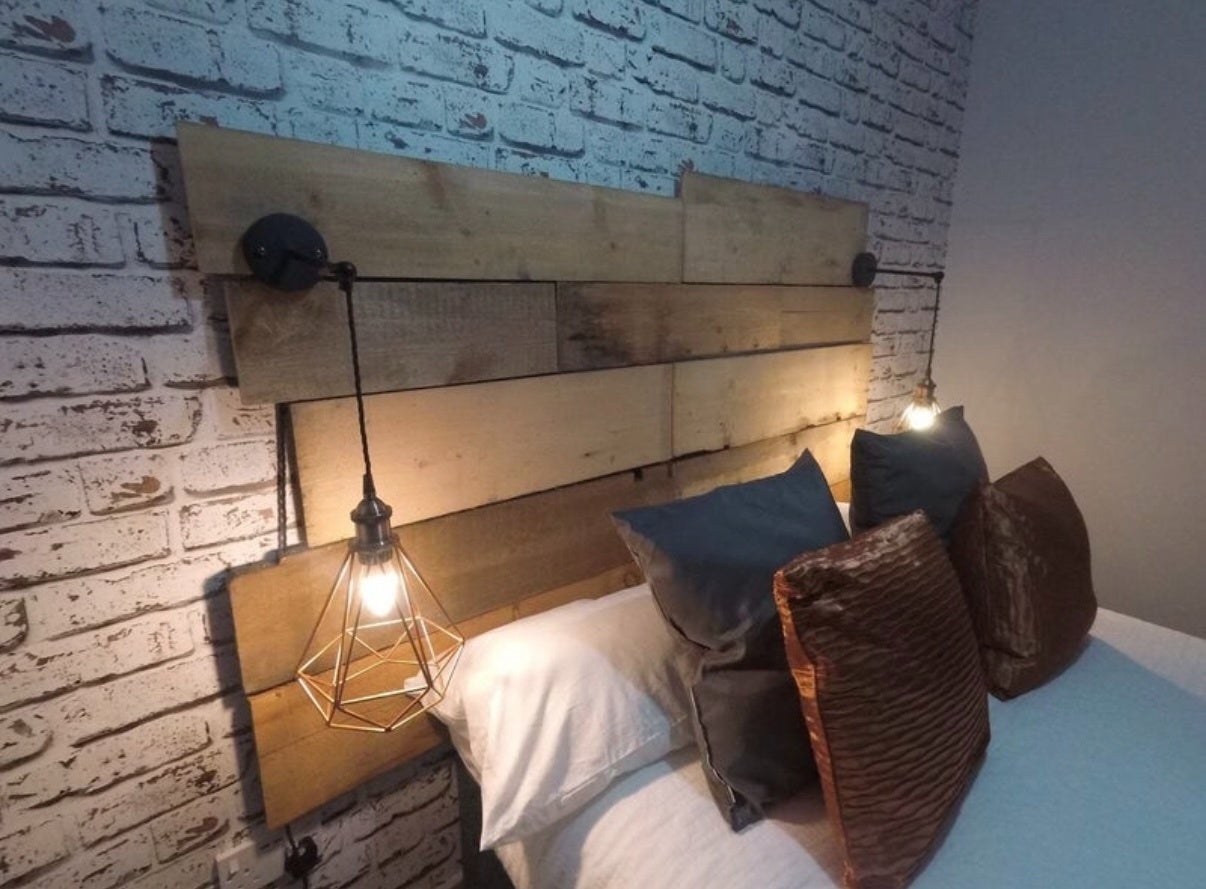 Room Priory Road in Wakefield