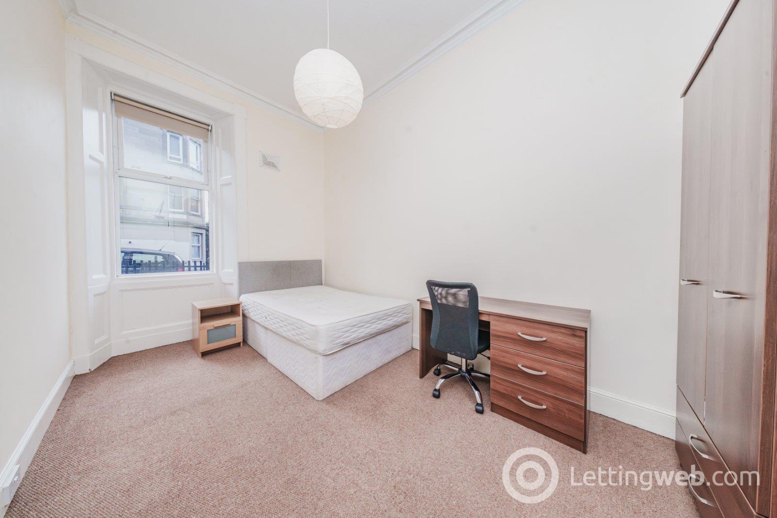 Room Murieston Crescent in City of Edinburgh