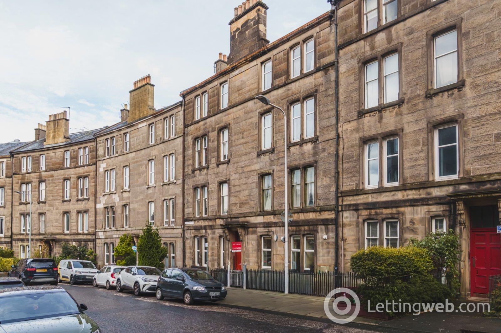 Room Murieston Crescent in City of Edinburgh