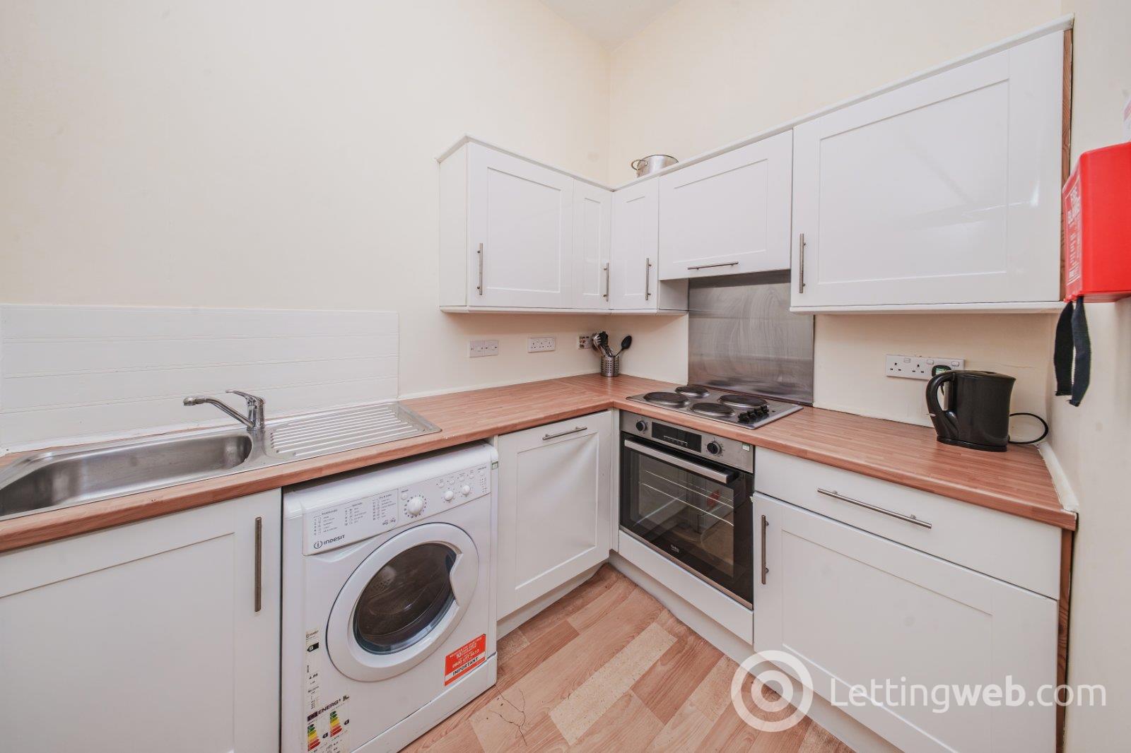 Room Murieston Crescent in City of Edinburgh