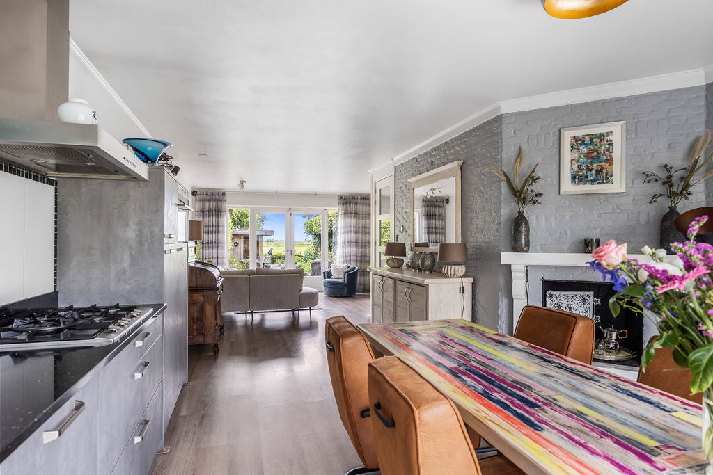 Hoekwoning te koop: Zeskanter 16, Sneek