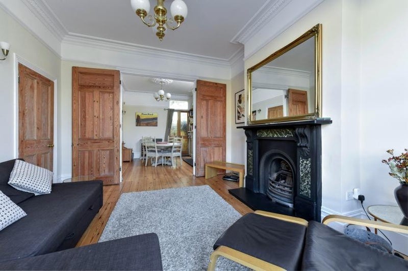 Room Cotherstone Road in Greater London