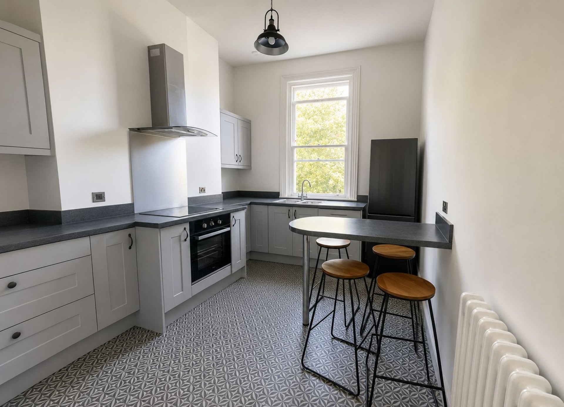 Flat Charles Road in St Leonards