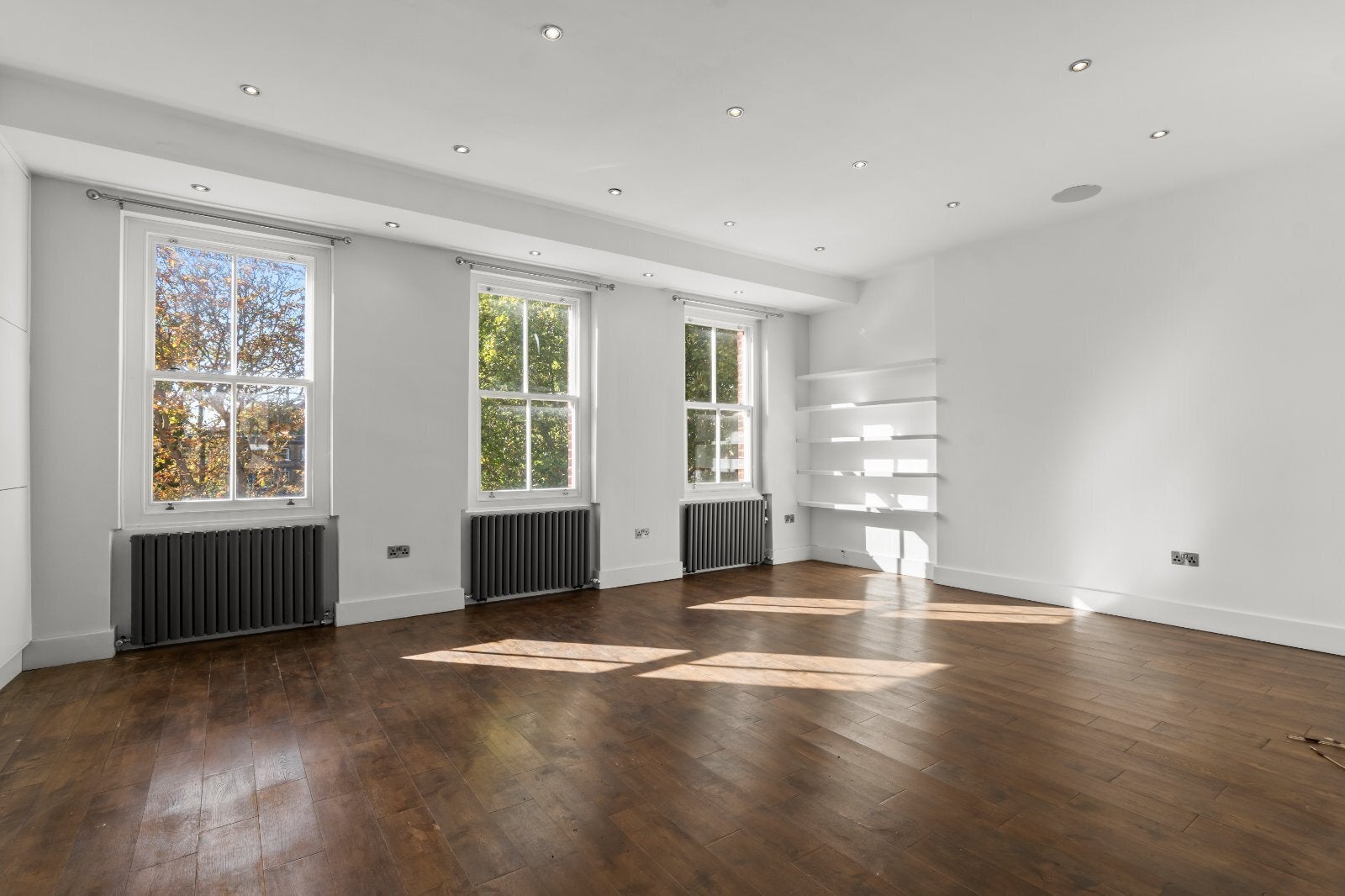 Flat Nevern Square in Greater London