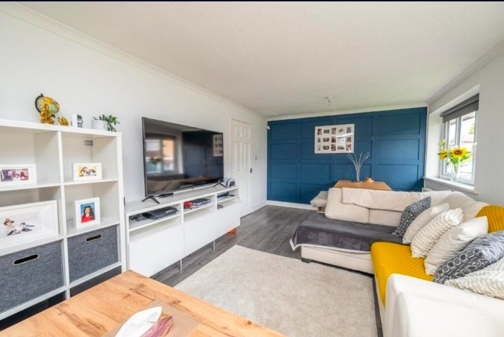 Room Thompson Close in Willenhall