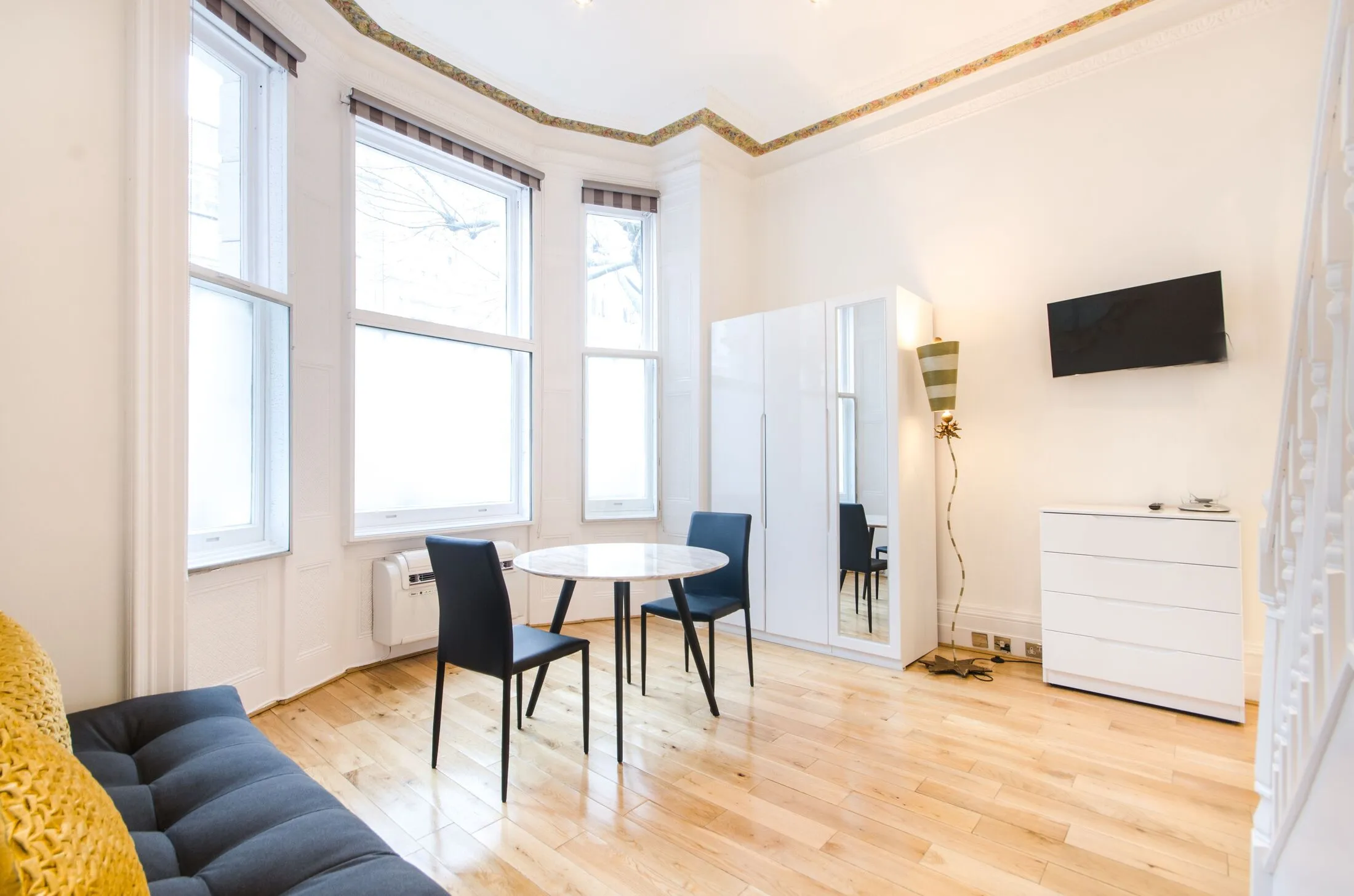 Flat Templeton Place in Greater London