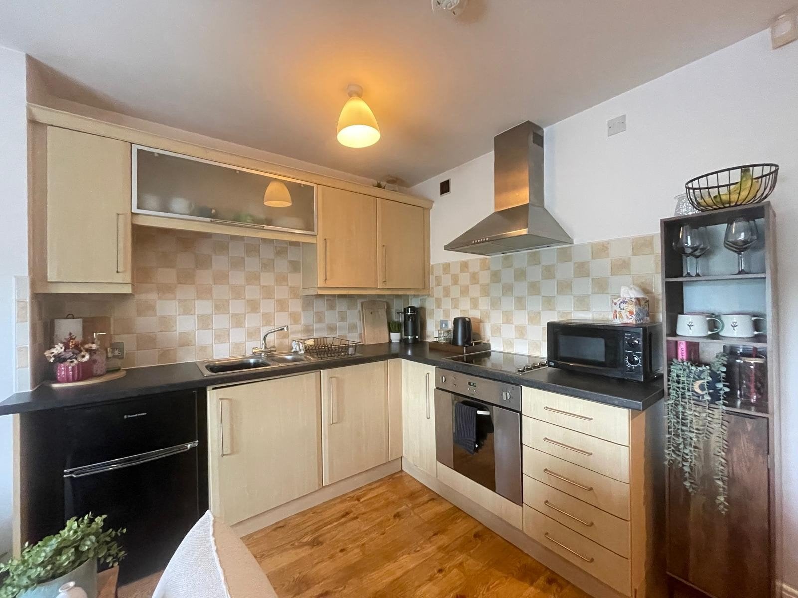 Flat Kirkstall Road in Leeds
