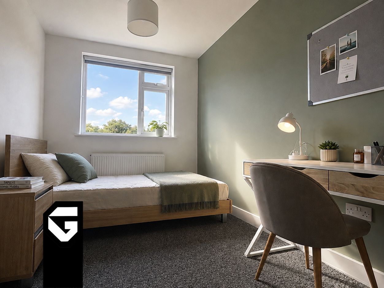 Room Staple Hill Road in Bristol