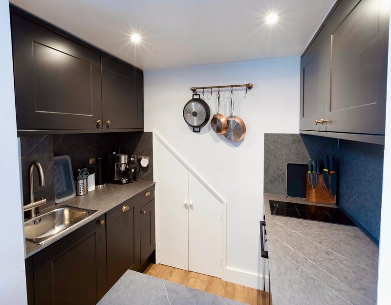 Flat Henniker Mews in Greater London