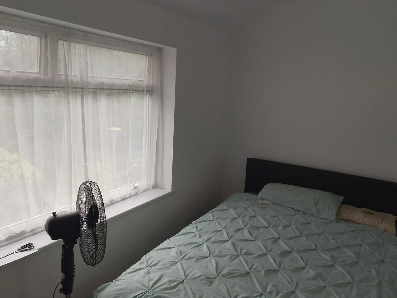 Room Keppel Road in Greater London