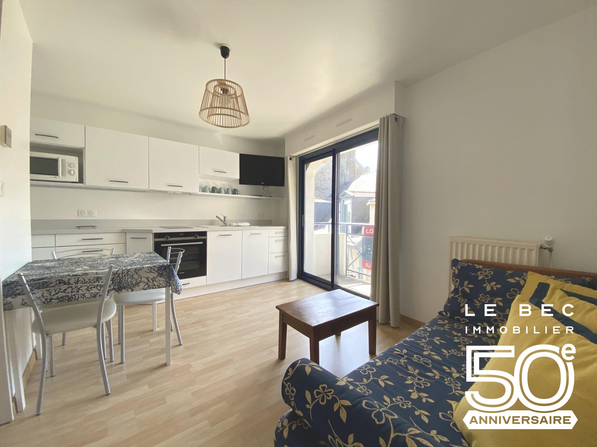 Flat Place Cabello in Vannes