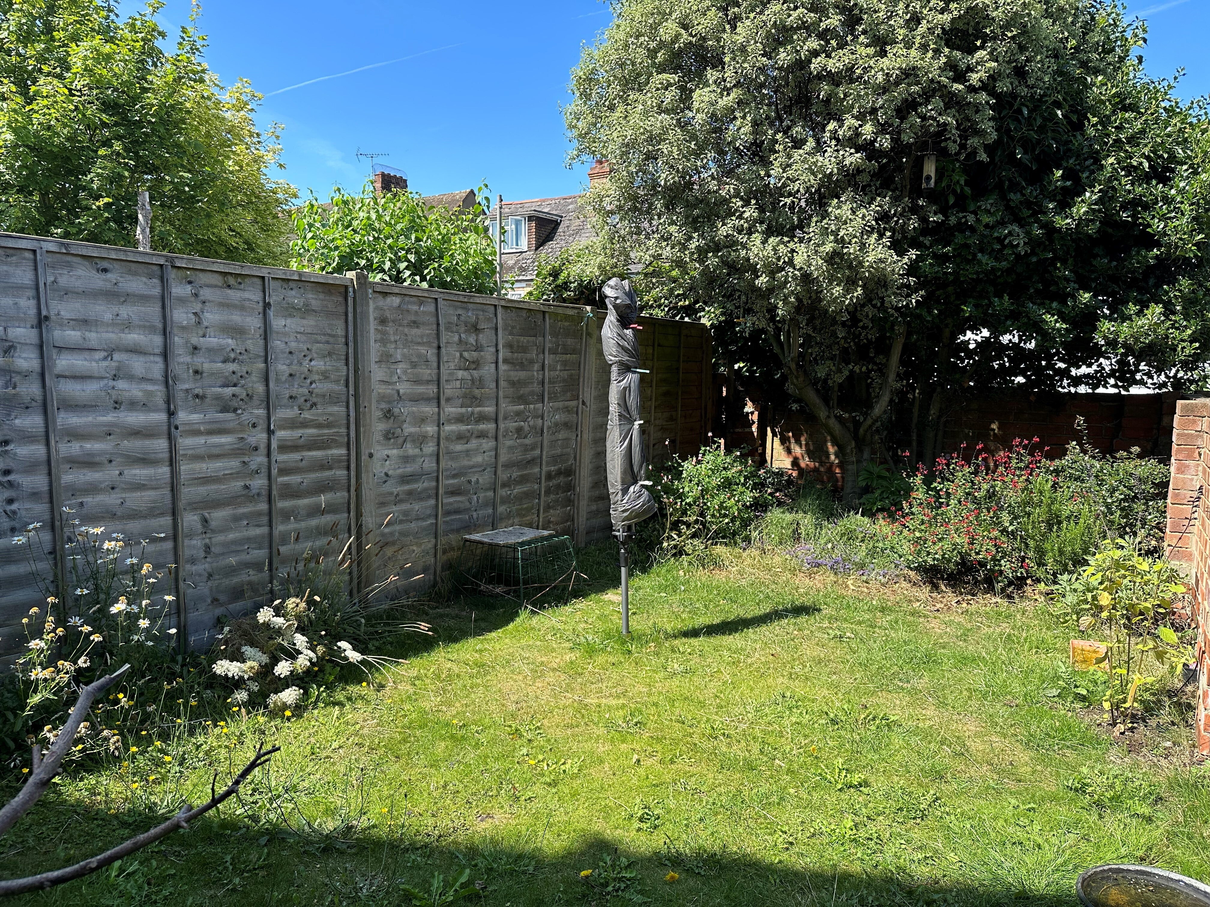 Flat Cheriton Road in Folkestone and Hythe District