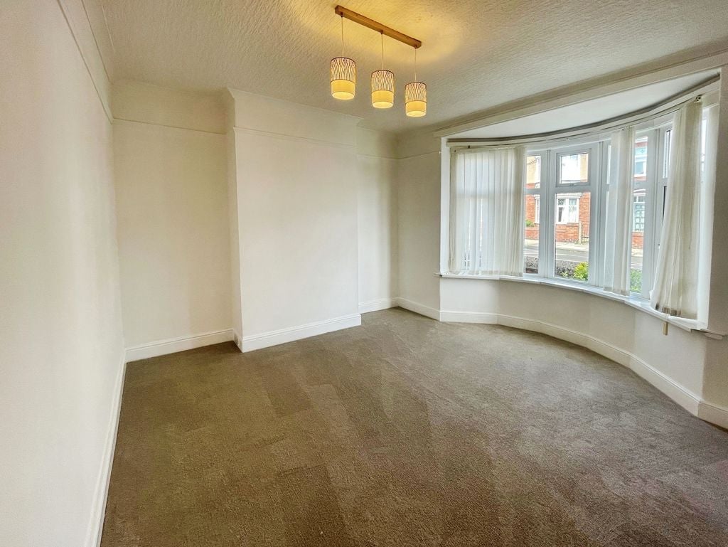 Flat Jubilee Road in Newsham